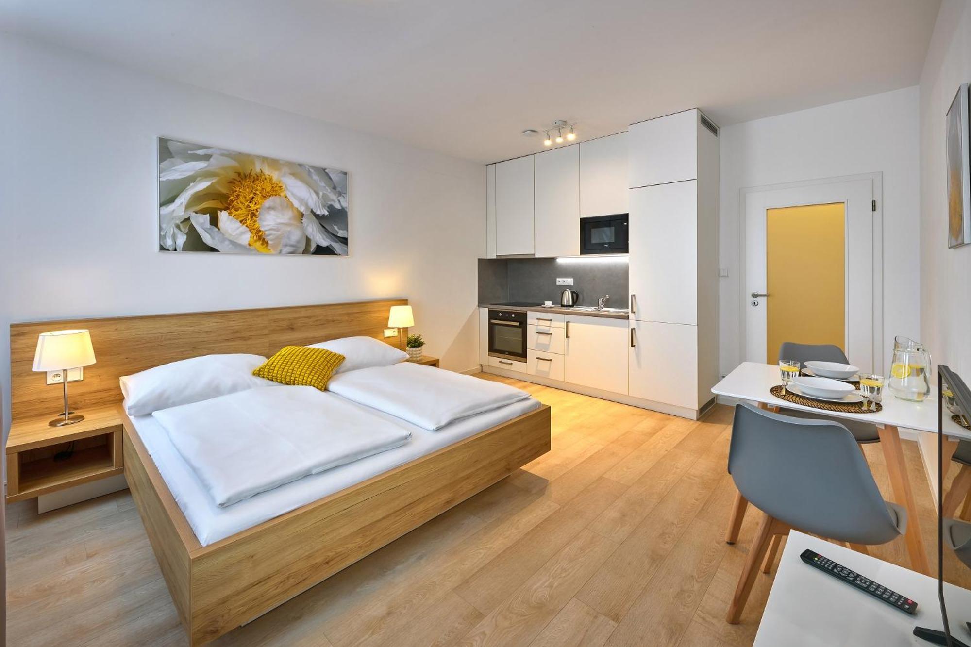 Citywest Apartments - Prague — Photos 1